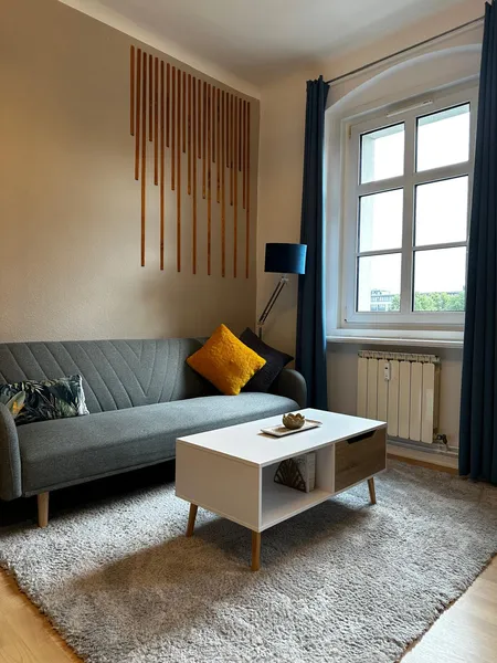 Lebendig wohnen in Tempelhof: 2,5-Zimmer-Wohnung mit Stil — photo 1
